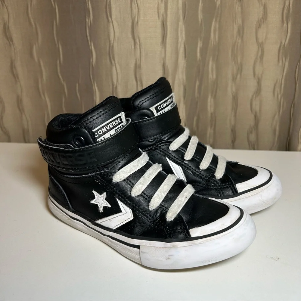 Converse All Star Pro Blaze Strap Kid's 11 Sneaker Black Leather High Top